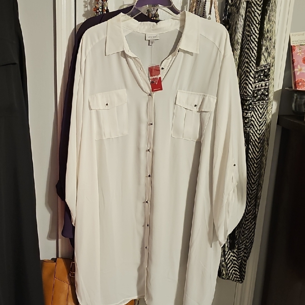 Avenue Classic White Shirt